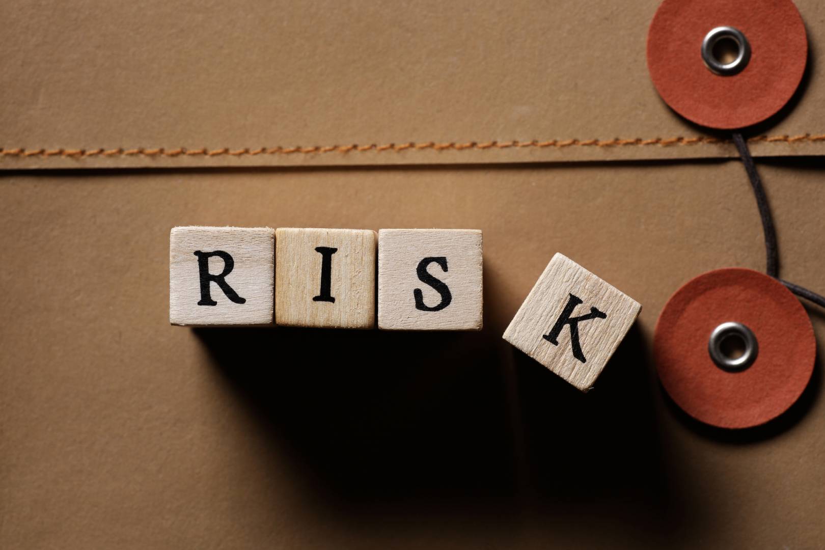 ポタポタの水漏れを放置するリスク